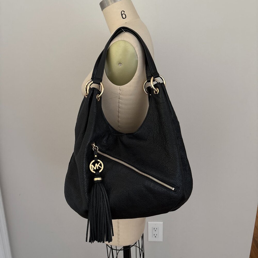 Michael Kors Black Pebbled Leather Hobo Shoulder Bag Gold-tone Hardware Tassel